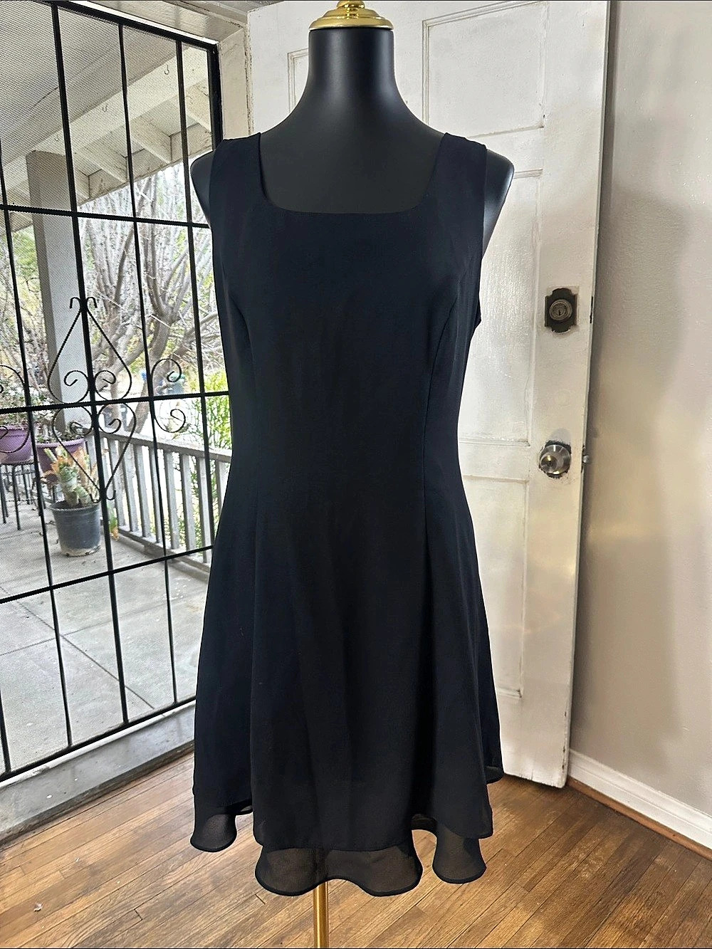 Molly Malloy Black Sleeveless Midi Dress Size 14 petite Like New